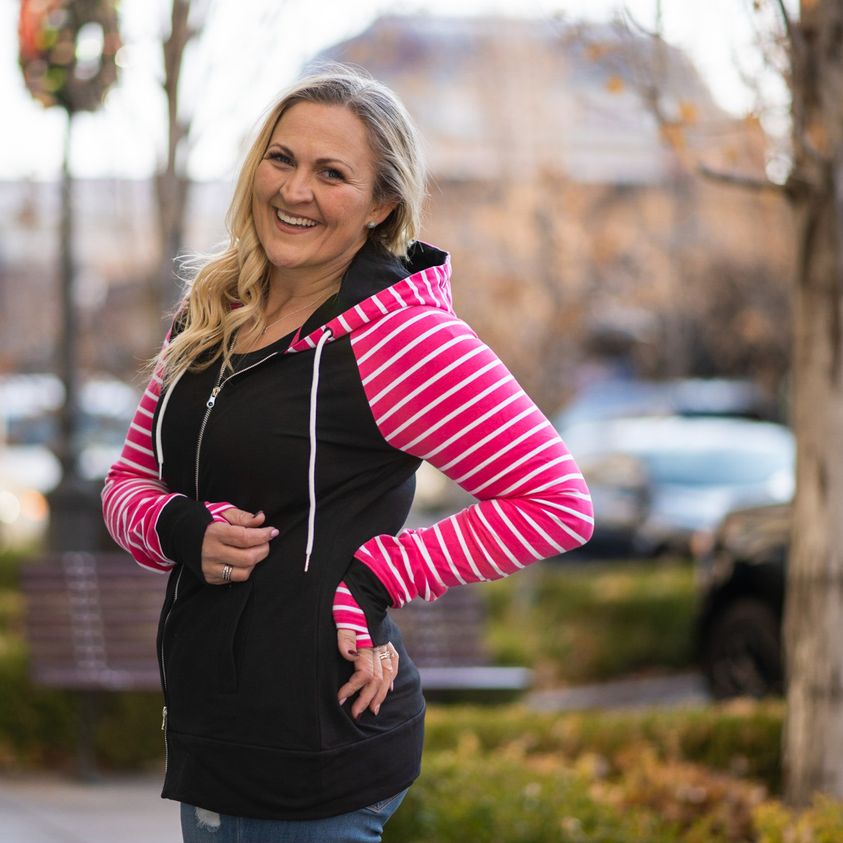 How Should a Hoodie Fit a Woman? Shop7degrees